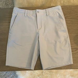 Under Armour, Youth Large, gray golf shorts.